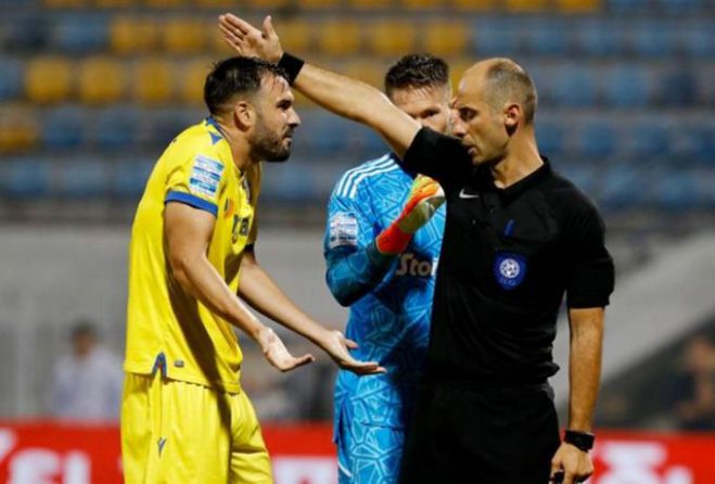 Ά&mu;&epsilon;&sigma;&eta; &pi;&alpha;&rho;έ&mu;&beta;&alpha;&sigma;&eta; &Mu;&pi;έ&nu;&epsilon;&tau; &gamma;&iota;&alpha; &Kappa;&alpha;&rho;&alpha;&nu;&tau;ώ&nu;&eta; | &Sigma;&tau;&omicron; &laquo;&psi;&upsilon;&gamma;&epsilon;ί&omicron;&raquo; &mu;&epsilon;&tau;ά &tau;&eta;&nu; &alpha;&pi;ό&phi;&alpha;&sigma;&eta;-&sigma;&kappa;ά&nu;&delta;&alpha;&lambda;&omicron; &tau;&eta;&sigmaf; &Tau;&rho;ί&pi;&omicron;&lambda;&eta;&sigmaf;