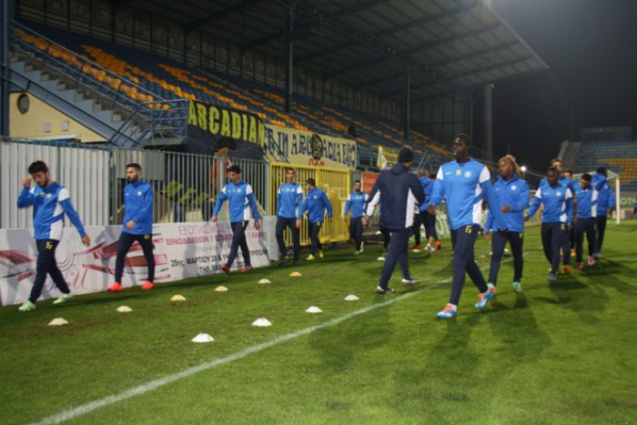 &Omicron;&iota; 18 &tau;&omicron;&upsilon; &Alpha;&sigma;&tau;έ&rho;&alpha; &gamma;&iota;&alpha; &tau;&omicron; &mu;&alpha;&tau;&sigmaf; &mu;&epsilon; &tau;&eta;&nu; &Tau;ό&tau;&epsilon;&nu;&alpha;&mu;!