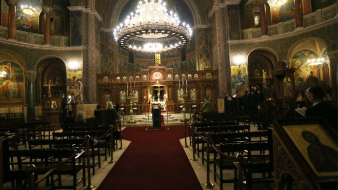 ΕΡΤ: &quot;Μένουμε σπίτι και παρακολουθούμε Θεία Λειτουργία&quot;