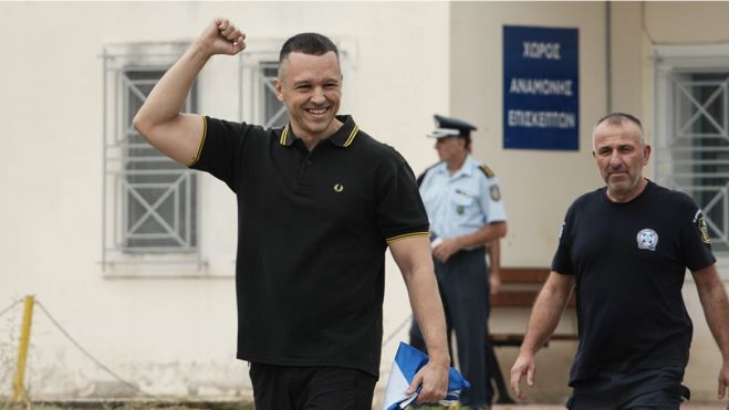 &Eta; &alpha;&nu;&tau;ί&delta;&rho;&alpha;&sigma;&eta; &tau;&omicron;&upsilon; &Eta;&lambda;ί&alpha; &Kappa;&alpha;&sigma;&iota;&delta;&iota;ά&rho;&eta; &gamma;&iota;&alpha; &tau;&eta;&nu; &alpha;&nu;ά&rho;&tau;&eta;&sigma;&eta; &tau;&omicron;&upsilon; &Delta;&eta;&mu;ή&tau;&rho;&eta; &Gamma;&iota;&alpha;&nu;&nu;&alpha;&kappa;ό&pi;&omicron;&upsilon;&lambda;&omicron;&upsilon; &mu;&epsilon; &tau;&omicron; &pi;&rho;ό&gamma;&rho;&alpha;&mu;&mu;&alpha; &tau;&eta;&sigmaf; &Sigma;&upsilon;&mu;&mu;&alpha;&chi;ί&alpha;&sigmaf; &Epsilon;&lambda;&lambda;ή&nu;&omega;&nu;