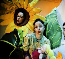 &Pi;&alpha;&iota;&delta;&iota;&kappa;ή &pi;&alpha;&rho;ά&sigma;&tau;&alpha;&sigma;&eta; &sigma;ή&mu;&epsilon;&rho;&alpha; &tau;&omicron; &beta;&rho;ά&delta;&upsilon; &sigma;&tau;&eta;&nu; &Tau;&rho;ί&pi;&omicron;&lambda;&eta;