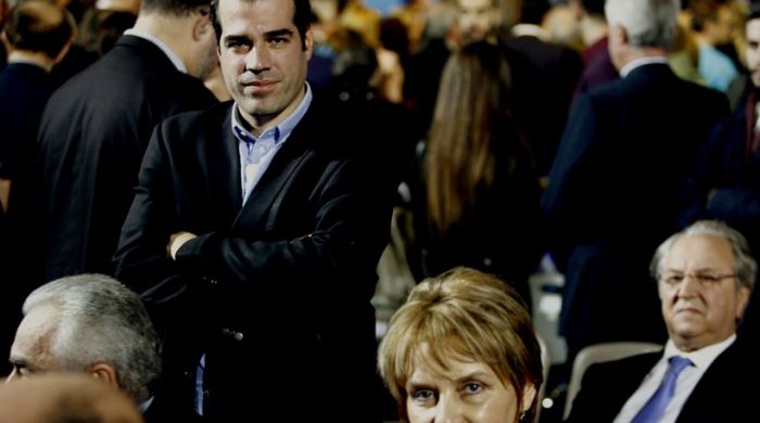 &Beta;&gamma;ή&kappa;&epsilon; &alpha;&pi;ό &tau;&eta; &Mu;&omicron;&nu;ά&delta;&alpha; &Epsilon;&nu;&tau;&alpha;&tau;&iota;&kappa;ή&sigmaf; &Theta;&epsilon;&rho;&alpha;&pi;&epsilon;ί&alpha;&sigmaf; &omicron; &Theta;ά&nu;&omicron;&sigmaf; &Pi;&lambda;&epsilon;ύ&rho;&eta;&sigmaf;