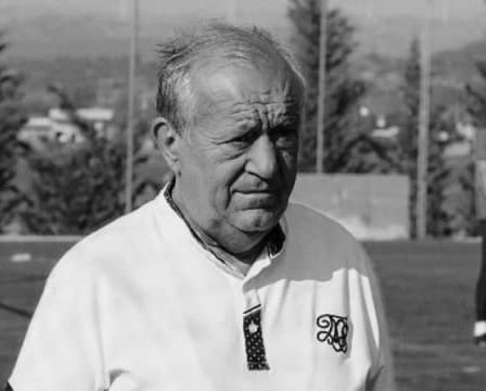 &Alpha;.&Omicron;. &Nu;έ&omega;&nu; &Tau;&rho;ί&pi;&omicron;&lambda;&eta;&sigmaf;: "&Kappa;&alpha;&lambda;ό &tau;&alpha;&xi;ί&delta;&iota;, &phi;ί&lambda;&epsilon; &Mu;&pi;ά&mu;&pi;&eta;"