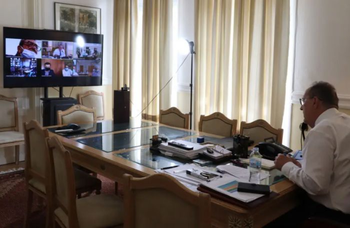 &Tau;&eta;&lambda;&epsilon;&delta;&iota;ά&sigma;&kappa;&epsilon;&psi;&eta; &tau;&omicron;&upsilon; &pi;&epsilon;&rho;&iota;&phi;&epsilon;&rho;&epsilon;&iota;ά&rho;&chi;&eta; &Pi;&epsilon;&lambda;&omicron;&pi;&omicron;&nu;&nu;ή&sigma;&omicron;&upsilon; &Pi;. &Nu;ί&kappa;&alpha; &mu;&epsilon; &tau;&iota;&sigmaf; &Delta;&iota;&epsilon;&upsilon;&theta;ύ&nu;&sigma;&epsilon;&iota;&sigmaf; &Mu;&epsilon;&tau;&alpha;&phi;&omicron;&rho;ώ&nu; &tau;&eta;&sigmaf; &Pi;&epsilon;&rho;&iota;&phi;έ&rho;&epsilon;&iota;&alpha;&sigmaf;