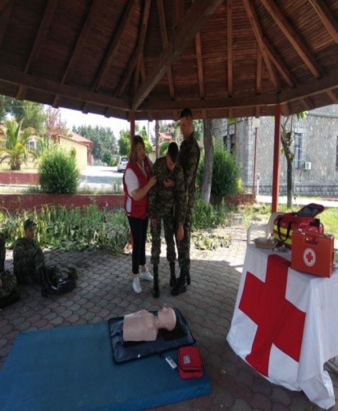 &Epsilon;&rho;&upsilon;&theta;&rho;ό&sigmaf; &Sigma;&tau;&alpha;&upsilon;&rho;ό&sigmaf; &Tau;&rho;ί&pi;&omicron;&lambda;&eta;&sigmaf; | &Omicron;&pi;&lambda;ί&tau;&epsilon;&sigmaf; &epsilon;&kappa;&pi;&alpha;&iota;&delta;&epsilon;ύ&omicron;&nu;&tau;&alpha;&iota; &sigma;&epsilon; &Pi;&rho;ώ&tau;&epsilon;&sigmaf; &Beta;&omicron;ή&theta;&epsilon;&iota;&epsilon;&sigmaf; &kappa;&alpha;&iota; &chi;&rho;ή&sigma;&eta; &alpha;&pi;&iota;&nu;&iota;&delta;&iota;&sigma;&tau;ή