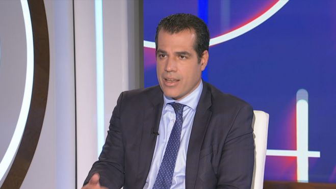 &Pi;&lambda;&epsilon;ύ&rho;&eta;&sigmaf;: &laquo;&Alpha;&iota;&sigma;&theta;ά&nu;&theta;&eta;&kappa;&alpha; &pi;&omicron;&lambda;ύ ά&sigma;&chi;&eta;&mu;&alpha; &alpha;&pi;έ&nu;&alpha;&nu;&tau;&iota; &sigma;&tau;&eta; &Mu;ά&gamma;&delta;&alpha; &Phi;ύ&sigma;&sigma;&alpha;&raquo;