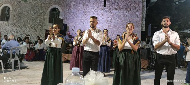 &Alpha;&pi;ό &tau;&omicron;&nu; &Pi;&rho;&alpha;&sigma;&tau;ό &xi;&epsilon;&kappa;ί&nu;&eta;&sigma;&epsilon; &tau;&omicron; 1&omicron; &Phi;&epsilon;&sigma;&tau;&iota;&beta;ά&lambda; &Tau;&sigma;&alpha;&kappa;&omega;&nu;&iota;ά&sigmaf; &sigma;&tau;&omicron;&nu; &Delta;ή&mu;&omicron; &Beta;ό&rho;&epsilon;&iota;&alpha;&sigmaf; &Kappa;&upsilon;&nu;&omicron;&upsilon;&rho;ί&alpha;&sigmaf;! (&epsilon;&iota;&kappa;ό&nu;&epsilon;&sigmaf; - &beta;ί&nu;&tau;&epsilon;&omicron;)