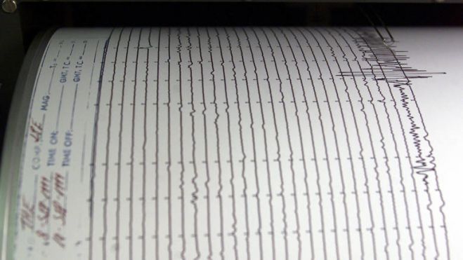 &Sigma;&epsilon;&iota;&sigma;&mu;ό&sigmaf; έ&gamma;&iota;&nu;&epsilon; &alpha;&iota;&sigma;&theta;&eta;&tau;ό&sigmaf; &sigma;&tau;&eta;&nu; &Tau;&rho;ί&pi;&omicron;&lambda;&eta;