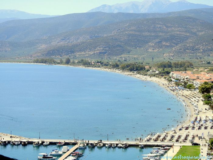 Πρώτη Κυριακή του Σεπτεμβρίου | Η κίνηση στο Παράλιο Άστρος! (vd)