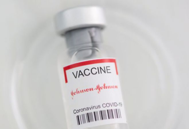 Εμβόλιο | Οι 5 πιο συχνές παρενέργειες του Johnson &amp; Johnson – Πόσο διαρκούν, πόσο έντονες είναι
