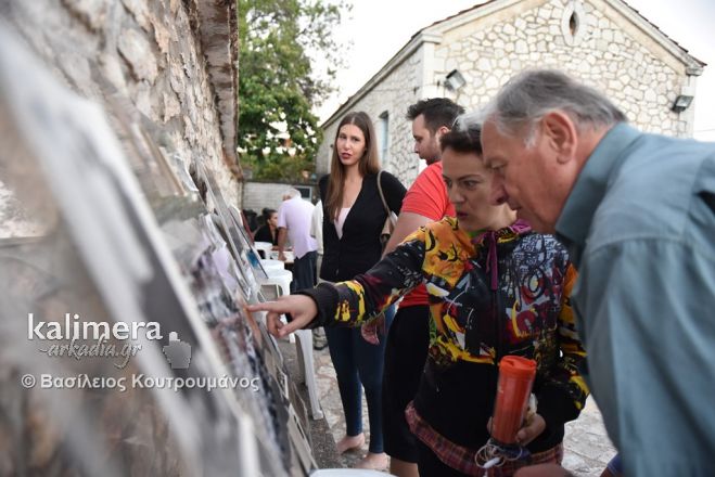 Μία μοναδική έκθεση με παλιές φωτογραφίες από το χωριό στο Βυδιάκι Γορτυνίας! (εικόνες)