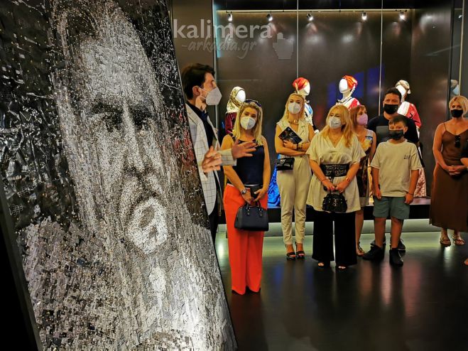 &Eta; &Pi;&rho;&iota;&gamma;&kappa;ί&pi;&iota;&sigma;&sigma;&alpha; &Alpha;&iota;&kappa;&alpha;&tau;&epsilon;&rho;ί&nu;&eta; &tau;&eta;&sigmaf; &Sigma;&epsilon;&rho;&beta;ί&alpha;&sigmaf; &alpha;&nu;&alpha;&gamma;&nu;&omega;&rho;ί&zeta;&epsilon;&iota; &tau;&omicron; &mu;&epsilon;&gamma;ά&lambda;&omicron; &kappa;&alpha;&lambda;&lambda;&iota;&tau;&epsilon;&chi;&nu;&iota;&kappa;ό &tau;&alpha;&lambda;έ&nu;&tau;&omicron; &tau;&omicron;&upsilon; &Nu;ί&kappa;&omicron;&upsilon; &Phi;&lambda;ώ&rho;&omicron;&upsilon;!