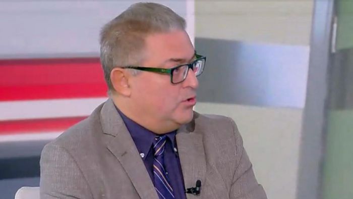 Βασιλακόπουλος: &quot;Είμαστε πλούσιος λαός. Βάλτε μεγαλύτερα πρόστιμα στους ανεμβολίαστους&quot;