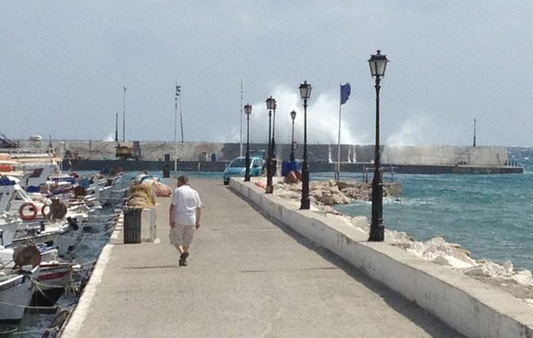 &Omicron;&iota; &epsilon;&pi;&alpha;&gamma;&gamma;&epsilon;&lambda;&mu;&alpha;&tau;ί&epsilon;&sigmaf; &tau;&omicron;&upsilon; Ά&sigma;&tau;&rho;&omicron;&upsilon;&sigmaf; &sigma;&upsilon;&zeta;&eta;&tau;&omicron;ύ&nu; &gamma;&iota;&alpha; &tau;&eta;&nu; &tau;&omicron;&upsilon;&rho;&iota;&sigma;&tau;&iota;&kappa;ή &pi;&epsilon;&rho;ί&omicron;&delta;&omicron; &sigma;&tau;&eta; &Beta;ό&rho;&epsilon;&iota;&alpha; &Kappa;&upsilon;&nu;&omicron;&upsilon;&rho;ί&alpha;