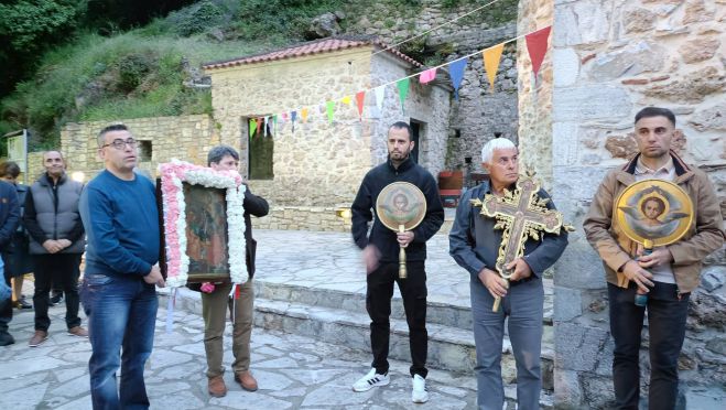 Η γιορτή του Αγίου Ιωάννη του Θεολόγου στη Σίταινα Κυνουρίας (εικόνες - βίντεο)