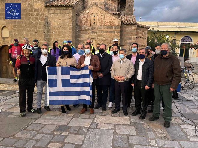 &Kappa;ώ&sigma;&tau;&alpha;&sigmaf; &Tau;&zeta;&iota;&omicron;ύ&mu;&eta;&sigmaf;: &laquo;&Epsilon;&nu;ώ&sigma;&alpha;&mu;&epsilon; &delta;&upsilon;&nu;ά&mu;&epsilon;&iota;&sigmaf; &gamma;&iota;&alpha; &mu;ί&alpha; &epsilon;&mu;&beta;&lambda;&eta;&mu;&alpha;&tau;&iota;&kappa;ή &kappa;&alpha;&iota; &sigma;&upsilon;&mu;&beta;&omicron;&lambda;&iota;&kappa;ή &delta;&iota;&alpha;&delta;&rho;&omicron;&mu;ή&raquo;