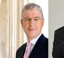 &Epsilon;&pi;&alpha;&nu;&epsilon;&kappa;&lambda;έ&gamma;&epsilon;&tau;&alpha;&iota; &omicron;
&Lambda;&upsilon;&kappa;&omicron;&upsilon;&rho;έ&nu;&tau;&zeta;&omicron;&sigmaf; - 2000 &sigma;&tau;&alpha;&upsilon;&rho;&omicron;ί &eta; &delta;&iota;&alpha;&phi;&omicron;&rho;ά &alpha;&pi;ό &tau;&omicron;&nu; &Beta;&lambda;ά&sigma;&eta;...