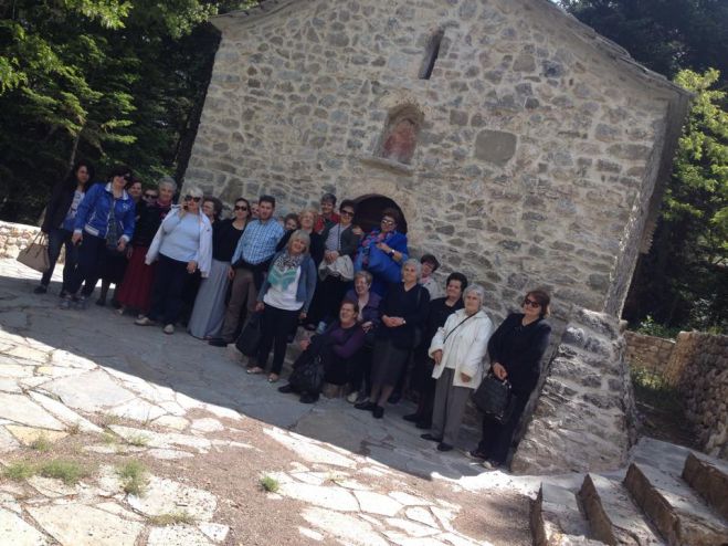 &Pi;&alpha;&gamma;&kappa;ό&sigma;&mu;&iota;&alpha; &Eta;&mu;έ&rho;&alpha; &Pi;&epsilon;&rho;&iota;&beta;ά&lambda;&lambda;&omicron;&nu;&tau;&omicron;&sigmaf;  - &Delta;&rho;ά&sigma;&eta; &sigma;&tau;&alpha; &chi;&omega;&rho;&iota;ά &tau;&omicron;&upsilon; &Mu;&alpha;&iota;&nu;ά&lambda;&omicron;&upsilon;! (&epsilon;&iota;&kappa;ό&nu;&epsilon;&sigmaf;)