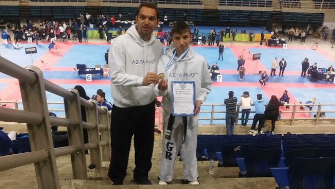 Α.Σ. &quot;ΑΡΚΑΣ&quot;: Κυπελλούχος Ελλάδας για το 2015 ο Θανάσης Σαρρής!