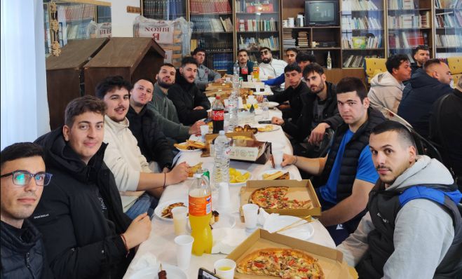 &Mu;&iota;&alpha; &delta;&epsilon;&mu;έ&nu;&eta; &omicron;&iota;&kappa;&omicron;&gamma;έ&nu;&epsilon;&iota;&alpha; &omicron; &Eta;&rho;&alpha;&kappa;&lambda;ή&sigmaf; &Beta;&epsilon;&rho;&beta;έ&nu;&omega;&nu;