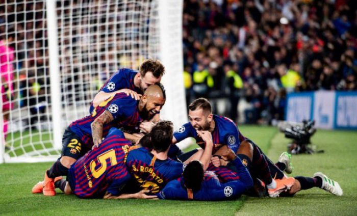 &laquo;&Tau;&rho;έ&lambda;&alpha;&nu;&epsilon;&raquo; ό&lambda;&eta; &tau;&eta;&nu; &upsilon;&phi;ή&lambda;&iota;&omicron; &eta; &gamma;&kappa;&omicron;&lambda;ά&rho;&alpha; &tau;&omicron;&upsilon; &Mu;έ&sigma;&iota;! (vd)