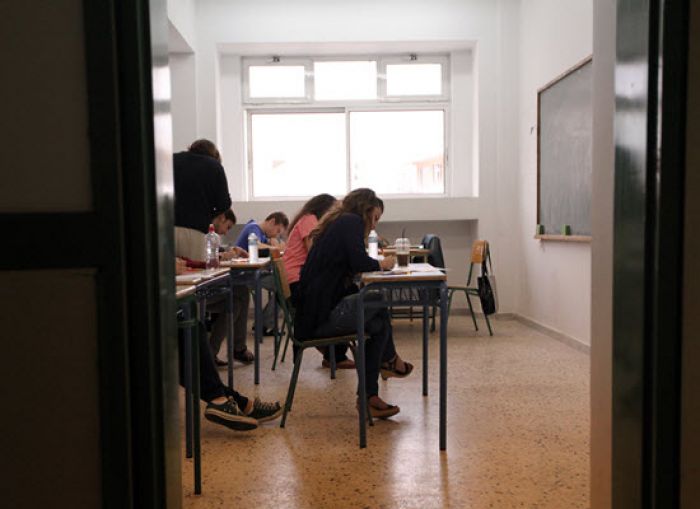 &Omicron;&iota; &alpha;&pi;&omicron;&lambda;&upsilon;&tau;ή&rho;&iota;&epsilon;&sigmaf; &epsilon;&xi;&epsilon;&tau;ά&sigma;&epsilon;&iota;&sigmaf; &sigma;&tau;&alpha; &Lambda;ύ&kappa;&epsilon;&iota;&alpha; - Ό&lambda;&epsilon;&sigmaf; &omicron;&iota; &eta;&mu;&epsilon;&rho;&omicron;&mu;&eta;&nu;ί&epsilon;&sigmaf;!