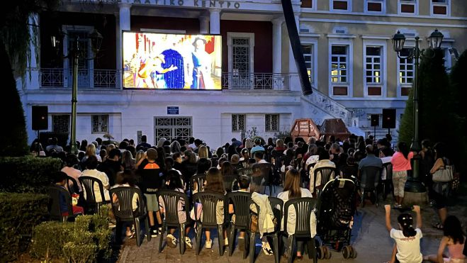 Τα παιδιά “αγκάλιασαν” τον Θερινό Κινηματογράφο του δήμου Τρίπολης! (εικόνες - βίντεο)