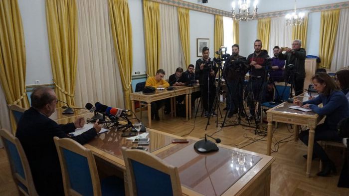 &Tau;&epsilon;&lambda;&epsilon;&iota;ώ&nu;&epsilon;&iota; &omicron; έ&lambda;&epsilon;&gamma;&chi;&omicron;&sigmaf; &sigma;&tau;&eta;&nu; &Pi;&epsilon;&rho;&iota;&phi;έ&rho;&epsilon;&iota;&alpha; | &Tau;&iota; &alpha;&nu;&alpha;&kappa;&omicron;ί&nu;&omega;&sigma;&epsilon; &omicron; &Nu;ί&kappa;&alpha;&sigmaf; &gamma;&iota;&alpha; &tau;&alpha; &pi;&omicron;&rho;ί&sigma;&mu;&alpha;&tau;&alpha;!