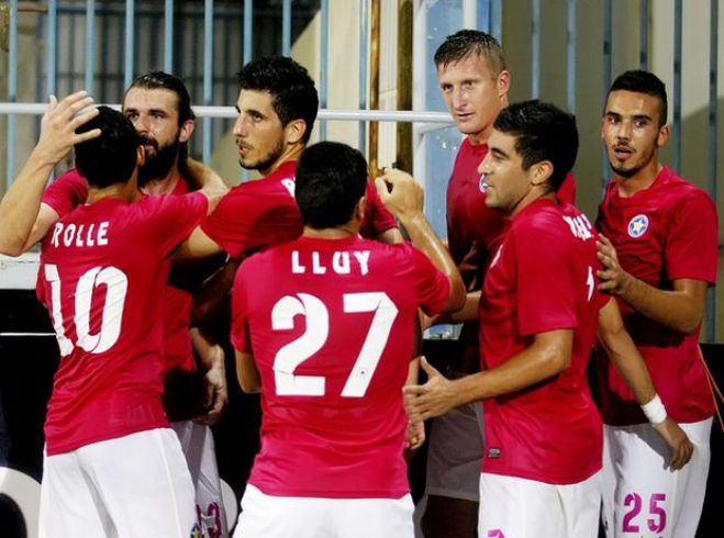 &Gamma;&iota;&omicron;&rho;&tau;ά&zeta;&epsilon;&iota; &eta; &Tau;&rho;ί&pi;&omicron;&lambda;&eta; - &Kappa;&alpha;&rho;&delta;&iota;&omicron;&chi;&tau;ύ&pi;&eta;&sigma;&epsilon; &alpha;&lambda;&lambda;ά &pi;&rho;&omicron;&kappa;&rho;ί&theta;&eta;&kappa;&epsilon; &omicron; &Alpha;&sigma;&tau;έ&rho;&alpha;&sigmaf;!