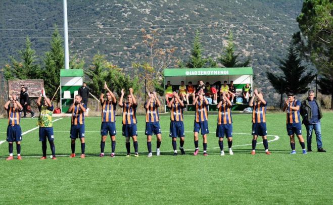 Ά&nu;&epsilon;&upsilon; &alpha;&gamma;ώ&nu;&alpha; &kappa;έ&rho;&delta;&iota;&sigma;&epsilon; &omicron; &Alpha;&epsilon;&tau;ό&sigmaf; &Delta;ά&rho;&alpha;