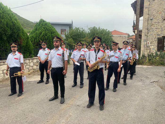 &Delta;&omega;&rho;&epsilon;ά&nu; &mu;&alpha;&theta;ή&mu;&alpha;&tau;&alpha; &mu;&omicron;&upsilon;&sigma;&iota;&kappa;ή&sigmaf; &alpha;&pi;ό &tau;&eta; &Phi;&iota;&lambda;&alpha;&rho;&mu;&omicron;&nu;&iota;&kappa;ή &Mu;&epsilon;&gamma;&alpha;&lambda;ό&pi;&omicron;&lambda;&eta;&sigmaf;!