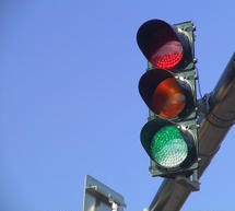 &Delta;&epsilon;&nu; &lambda;&epsilon;&iota;&tau;&omicron;&upsilon;&rho;&gamma;&omicron;ύ&nu; &tau;&alpha; &phi;&alpha;&nu;ά&rho;&iota;&alpha; &sigma;&tau;&omicron;&nu; &kappa;ό&mu;&beta;&omicron; &tau;&omega;&nu; &omicron;&delta;ώ&nu; &Nu;&alpha;&upsilon;&pi;&lambda;ί&omicron;&upsilon;-&Mu;&omicron;&upsilon;&tau;&zeta;&omicron;&upsilon;&rho;&omicron;&pi;&omicron;ύ&lambda;&omicron;&upsilon; &kappa;&alpha;&iota; &Omicron;&Eta;&Epsilon;