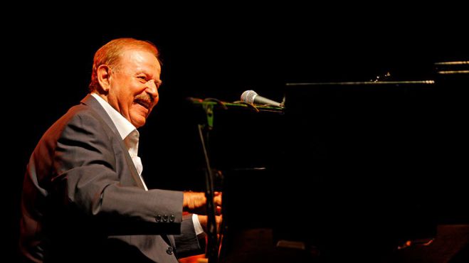 &Sigma;&tau;&eta;&nu; &Kappa;&omicron;&rho;&iota;&nu;&theta;ί&alpha; &eta; &kappa;&eta;&delta;&epsilon;ί&alpha; &tau;&omicron;&upsilon; &Gamma;&iota;ά&nu;&nu;&eta; &Sigma;&pi;&alpha;&nu;&omicron;ύ