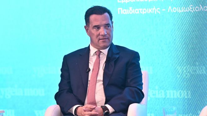 Γεωργιάδης: &quot;Ο εμβολιασμός αύξησε το προσδόκιμο ζωής, η θεωρία της «ξαφνικίτιδας» καταρρίπτεται από τα στοιχεία&quot;