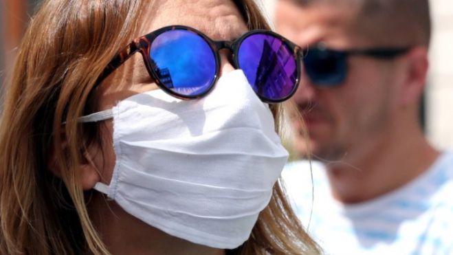 &Alpha;&upsilon;&xi;ά&nu;&omicron;&nu;&tau;&alpha;&iota; &tau;&alpha; &kappa;&rho;&omicron;ύ&sigma;&mu;&alpha;&tau;&alpha; | 254 &sigma;&tau;&eta;&nu; &Epsilon;&lambda;&lambda;ά&delta;&alpha;, 14 &sigma;&tau;&eta;&nu; &Pi;&epsilon;&lambda;&omicron;&pi;ό&nu;&nu;&eta;&sigma;&omicron;