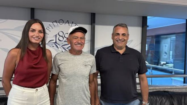 Κώστας Τζιούμης: «Ο Δήμος Τρίπολης σχεδιάζει μία τριήμερη αθλητική γιορτή για να τιμήσει τον Γιάννη Κούρο το 2026» (vd)