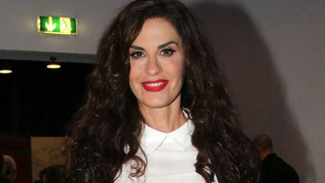 &Pi;έ&theta;&alpha;&nu;&epsilon; &eta; &eta;&theta;&omicron;&pi;&omicron;&iota;ό&sigmaf; &Kappa;ά&tau;&iota;&alpha; &Nu;&iota;&kappa;&omicron;&lambda;&alpha;ΐ&delta;&omicron;&upsilon; - Έ&delta;&iota;&nu;&epsilon; &mu;ά&chi;&eta; &gamma;&iota;&alpha; &chi;&rho;ό&nu;&iota;&alpha; &mu;&epsilon; &tau;&omicron;&nu; &kappa;&alpha;&rho;&kappa;ί&nu;&omicron;