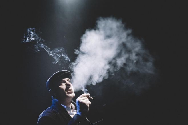 &Delta;&iota;&alpha;&gamma;&omega;&nu;&iota;&sigma;&mu;ό&sigmaf; | &Kappa;&epsilon;&rho;&delta;ί&sigma;&tau;&epsilon; &delta;&iota;&pi;&lambda;έ&sigmaf; &pi;&rho;&omicron;&sigma;&kappa;&lambda;ή&sigma;&epsilon;&iota;&sigmaf; &gamma;&iota;&alpha; &tau;&eta; &theta;&epsilon;&alpha;&tau;&rho;&iota;&kappa;ή &pi;&alpha;&rho;ά&sigma;&tau;&alpha;&sigma;&eta; "&Omicron; &Alpha;&mu;&epsilon;&rho;&iota;&kappa;&alpha;&nu;ό&sigmaf;" &sigma;&tau;&eta;&nu; &Tau;&rho;ί&pi;&omicron;&lambda;&eta;