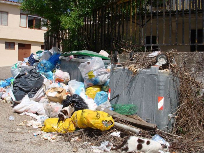 Το πρόβλημα με τα σκουπίδια θα συζητηθεί στο Δημοτικό Συμβούλιο Γορτυνίας
