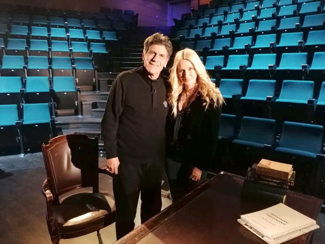 &Omicron; &alpha;&gamma;&alpha;&pi;&eta;&mu;έ&nu;&omicron;&sigmaf; &eta;&theta;&omicron;&pi;&omicron;&iota;ό&sigmaf; &Gamma;&iota;ά&nu;&nu;&eta;&sigmaf; &Mu;&pi;έ&zeta;&omicron;&sigmaf; (&alpha;&pi;ό &tau;&eta;&nu; &Alpha;&rho;&kappa;&alpha;&delta;ί&alpha;) &sigma;&tau;&omicron; &laquo;Art Week&raquo; &tau;&eta;&sigmaf; &Epsilon;&Rho;&Tau;2