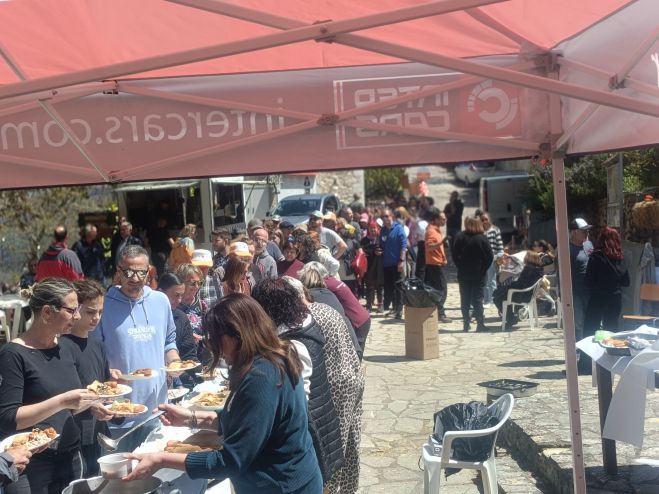 Μανιταρογιορτή για πρώτη χρονιά στη Σίταινα - Εντυπωσιακή η συμμετοχή του κόσμου (εικόνες - βίντεο)