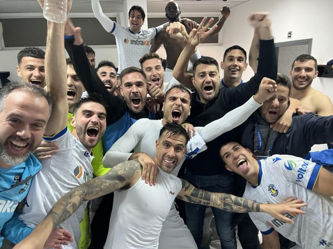 &Omicron; &Alpha;&sigma;&tau;έ&rho;&alpha;&sigmaf; &Tau;&rho;ί&pi;&omicron;&lambda;&eta;&sigmaf; &epsilon;ί&nu;&alpha;&iota; &epsilon;&delta;ώ | &Delta;&iota;&pi;&lambda;ό &sigma;&tau;&eta;&nu; &Kappa;&rho;ή&tau;&eta;, 6&eta; &theta;έ&sigma;&eta; &kappa;&alpha;&iota; έ&xi;&alpha;&lambda;&lambda;&omicron;&iota; &pi;&alpha;&nu;&eta;&gamma;&upsilon;&rho;&iota;&sigma;&mu;&omicron;ί &sigma;&tau;&alpha; &alpha;&pi;&omicron;&delta;&upsilon;&tau;ή&rho;&iota;&alpha;!