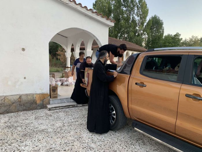 "Αποστολή Αγάπης" από την Μητρόπολη Γόρτυνος και Μεγαλοπόλεως στο Δωδεκάμετρο (εικόνες)