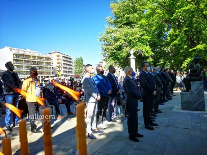&Pi;&omicron;&lambda;&iota;&omicron;ύ&chi;&omicron;&iota; | &Omicron;&iota; &pi;&rho;ώ&tau;&epsilon;&sigmaf; &epsilon;&iota;&kappa;ό&nu;&epsilon;&sigmaf; &alpha;&pi;ό &tau;&eta;&nu; &Pi;&alpha;&nu;&eta;&gamma;&upsilon;&rho;&iota;&kappa;ή &Alpha;&rho;&chi;&iota;&epsilon;&rho;&alpha;&tau;&iota;&kappa;ή &Theta;&epsilon;ί&alpha; &Lambda;&epsilon;&iota;&tau;&omicron;&upsilon;&rho;&gamma;ί&alpha; &sigma;&tau;&eta;&nu; &pi;&lambda;&alpha;&tau;&epsilon;ί&alpha; Ά&rho;&epsilon;&omega;&sigmaf;
