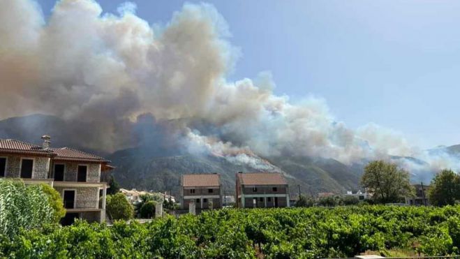 &Pi;ύ&rho;&iota;&nu;&omicron; &mu;έ&tau;&omega;&pi;&omicron; &sigma;&tau;&eta;&nu; &Alpha;&iota;&gamma;&iota;ά&lambda;&epsilon;&iota;&alpha; &ndash; &Kappa;&lambda;&epsilon;&iota;&sigma;&tau;ή &eta; &pi;&alpha;&lambda;&alpha;&iota;ά &epsilon;&theta;&nu;&iota;&kappa;ή &Pi;&alpha;&tau;&rho;ώ&nu;-&Kappa;&omicron;&rho;ί&nu;&theta;&omicron;&upsilon;