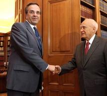 Επέστρεψε τη
διερευνητική εντολή ο πρόεδρος της ΝΔ Αντώνης Σαμαράς