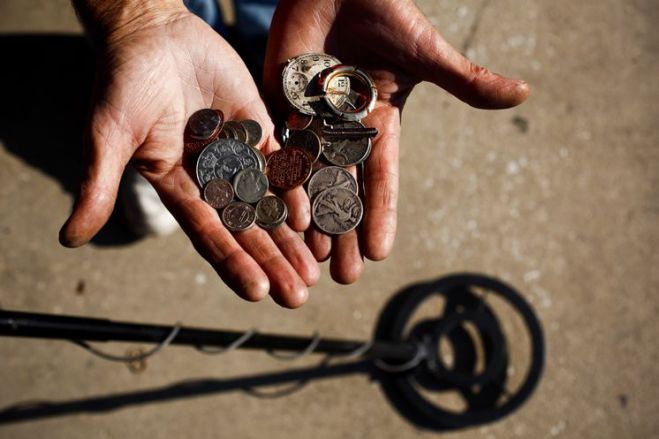 Συνεχίζονται τα ... παραμύθια με δημοσιεύματα ότι θα σκαφτεί πλατεία στην Τρίπολη για θησαυρό!