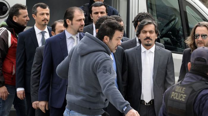 Αναστέλλεται προσωρινά το άσυλο στον Τούρκο στρατιωτικό
