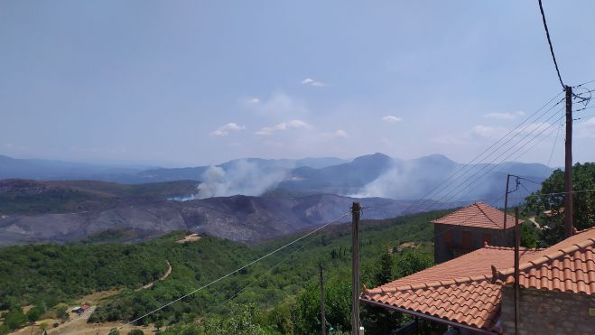 &Alpha;&nu;&alpha;&zeta;&omega;&pi;&upsilon;&rho;ώ&sigma;&epsilon;&iota;&sigmaf; &sigma;&tau;&eta;&nu; &Mu;&epsilon;&gamma;&alpha;&lambda;ό&pi;&omicron;&lambda;&eta; - &Chi;&omega;&rho;ί&sigmaf; &rho;&epsilon;ύ&mu;&alpha; Ί&sigma;&alpha;&rho;&eta;, &Chi;&rho;&omicron;ύ&sigma;&alpha; &kappa;&alpha;&iota; &Nu;&epsilon;&omicron;&chi;ώ&rho;&iota;