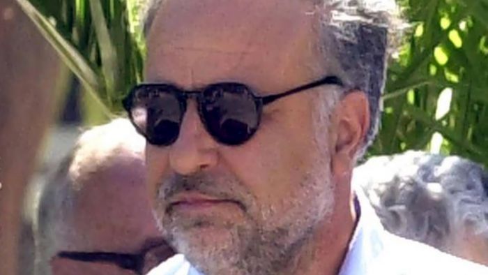 Σαραβάκος: "Κατεβαίνουνε στις εκλογές για να φύγει ο Τατούλης"!